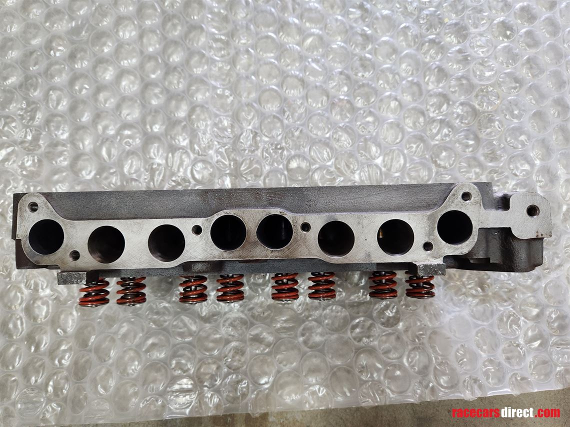 ford-105e-pre-crossflow-head