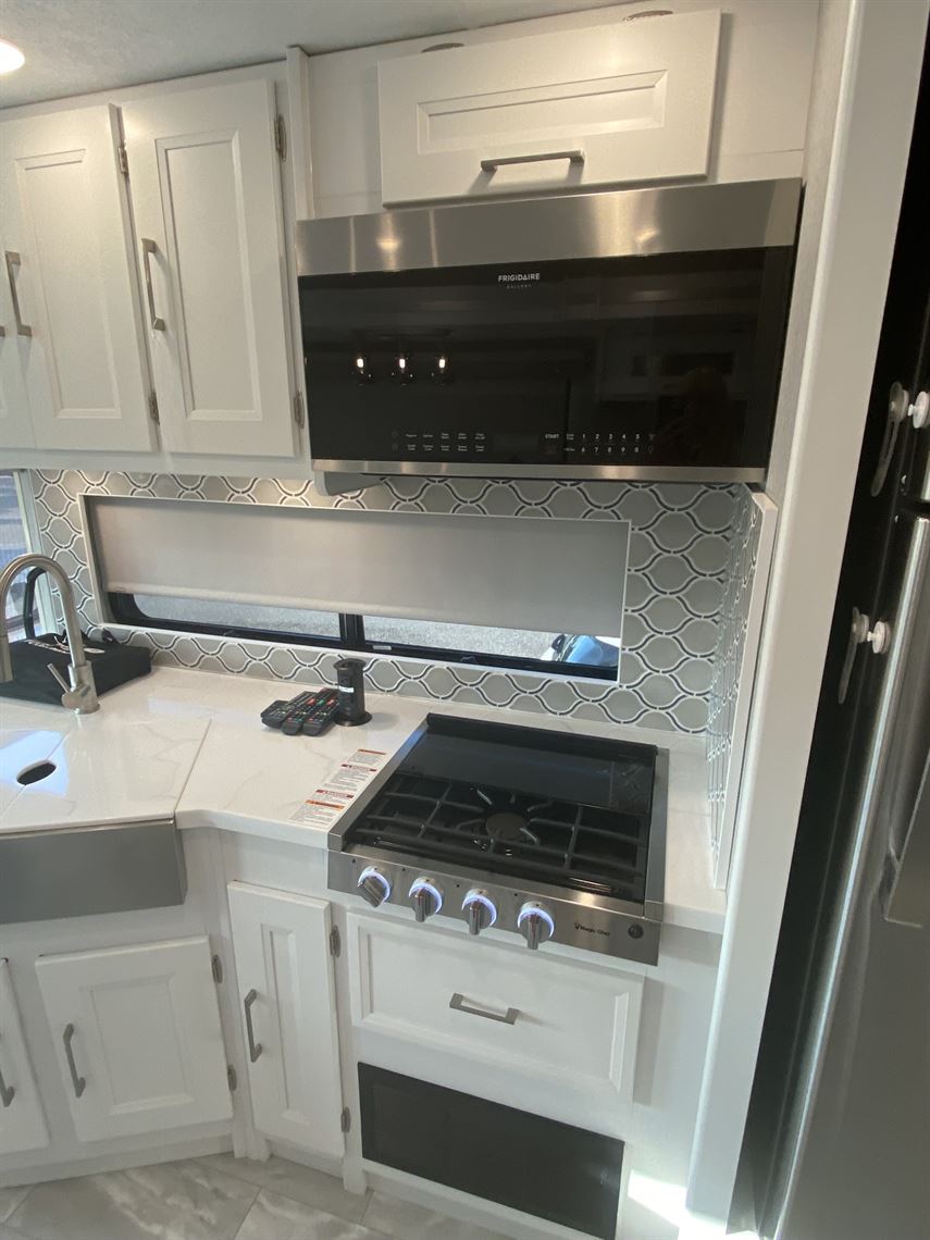 coachmen-encore-325ss