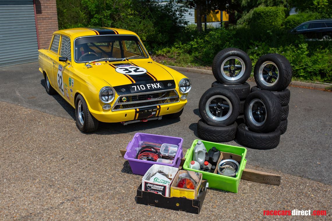 1964-mk1-ford-cortina-2-litre-twin-cam