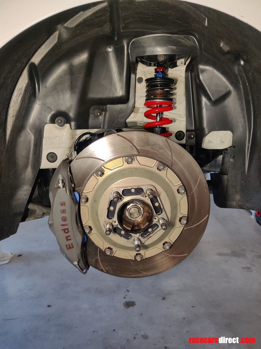 bmw-m4-gt4-ekris-f82