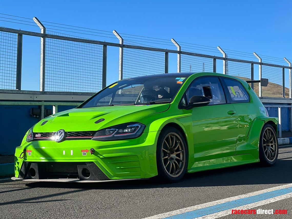 vw-golf-cup-car