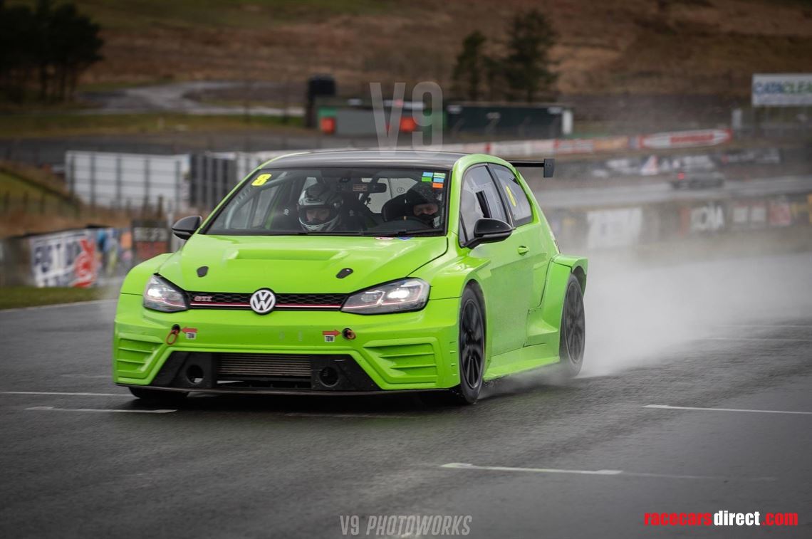 vw-golf-cup-car