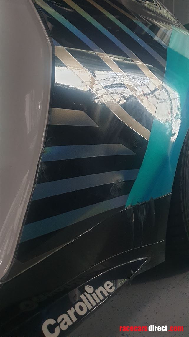 bmw-m4-gt4-2023-reserved