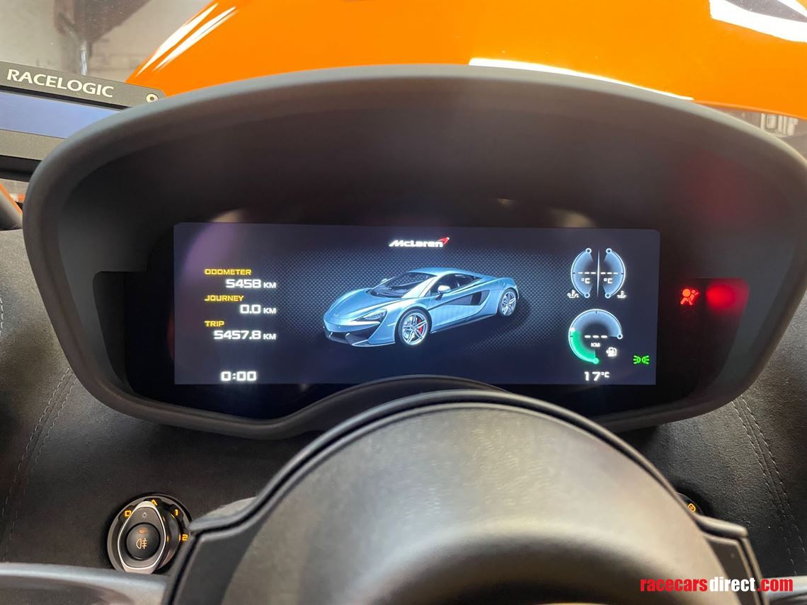 2018-mclaren-570s-gt4