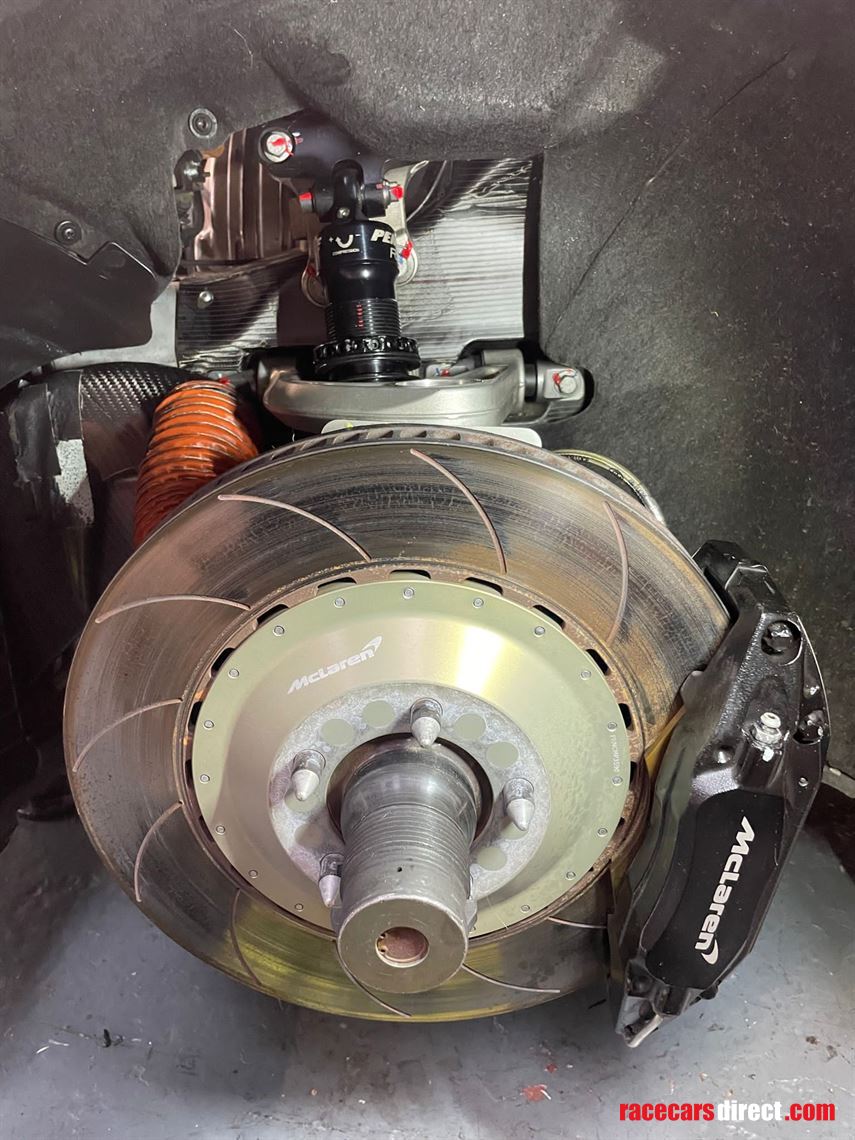 2018-mclaren-570s-gt4