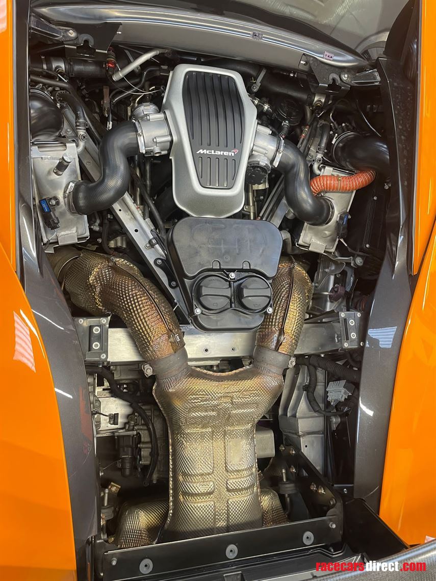 2018-mclaren-570s-gt4