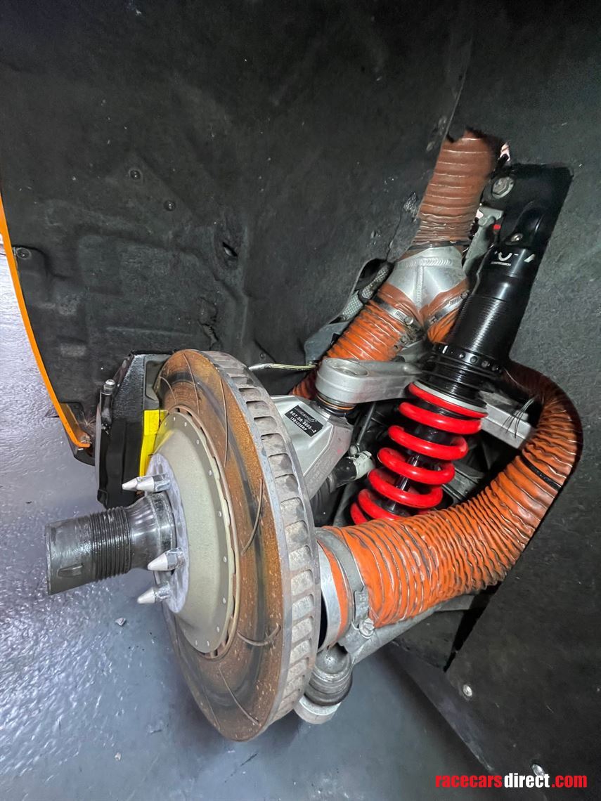 2018-mclaren-570s-gt4