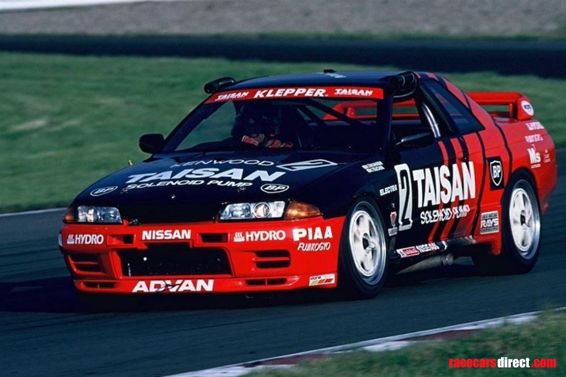 nissan-skyline-r32-race-car