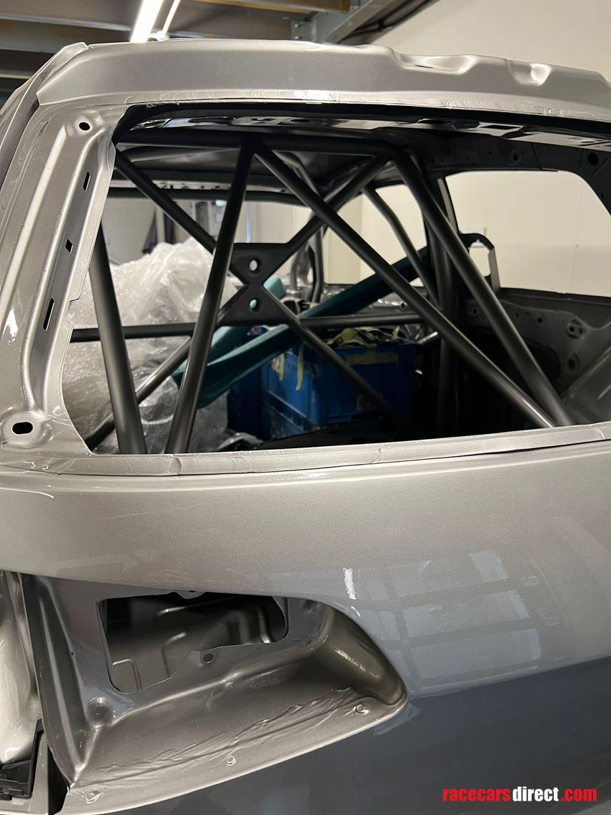 vw-golf-mk7-endurance-shell