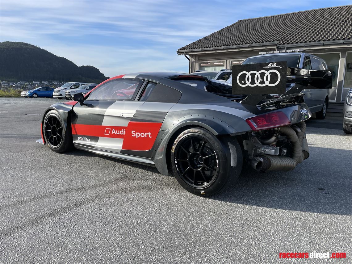 audi-r8-racecar