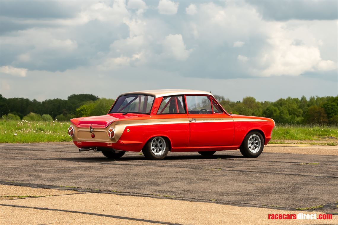 1965-ford-lotus-cortina-race-car