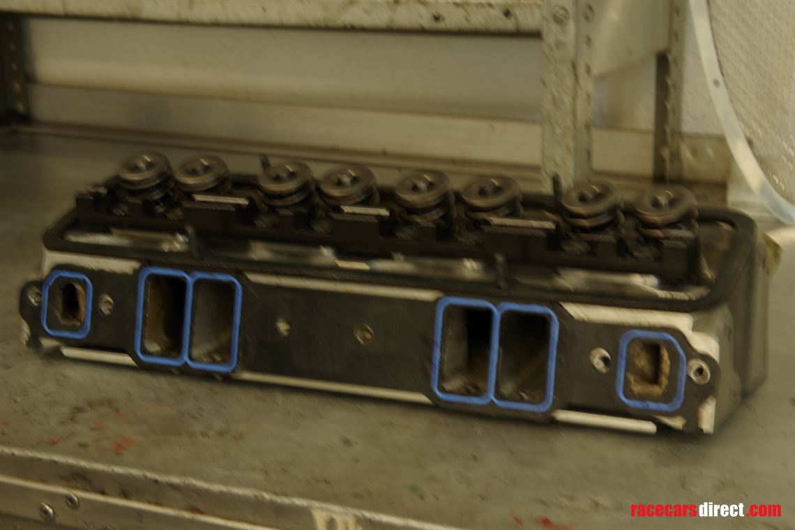 pair-of-air-research-clyinder-heads