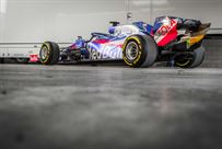 wanted-formula-1-cars-showcars-and-rolling-ch