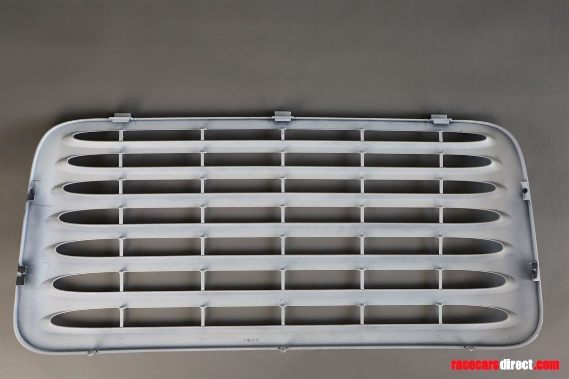 porsche-993-turbo-rear-wing-grille-new