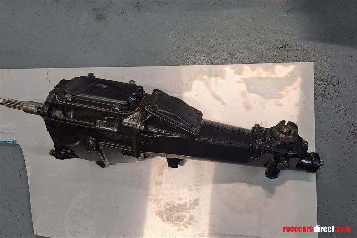 ford-2000e-bullitt-gearbox