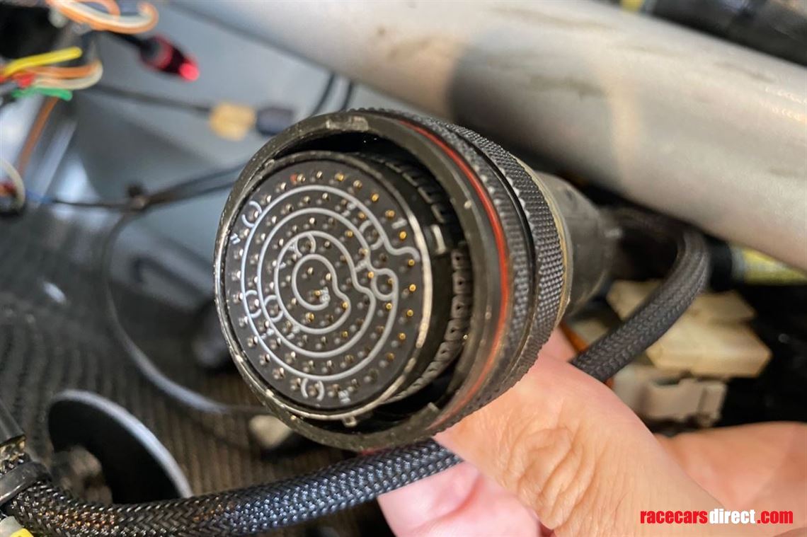 wanted---dash-motec-adl3