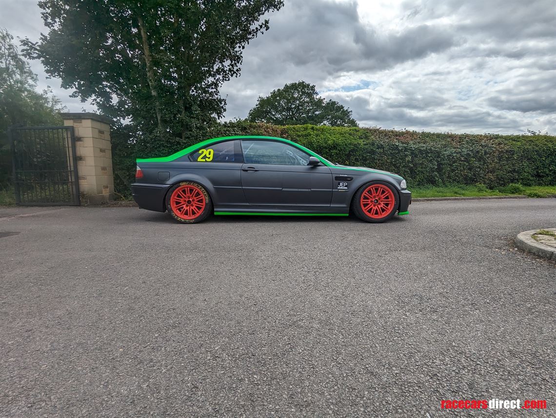 bmw-e46-m3-race-car