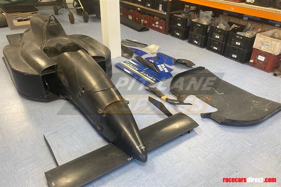 lola-t9150-f3000-chassis-bodywork-new