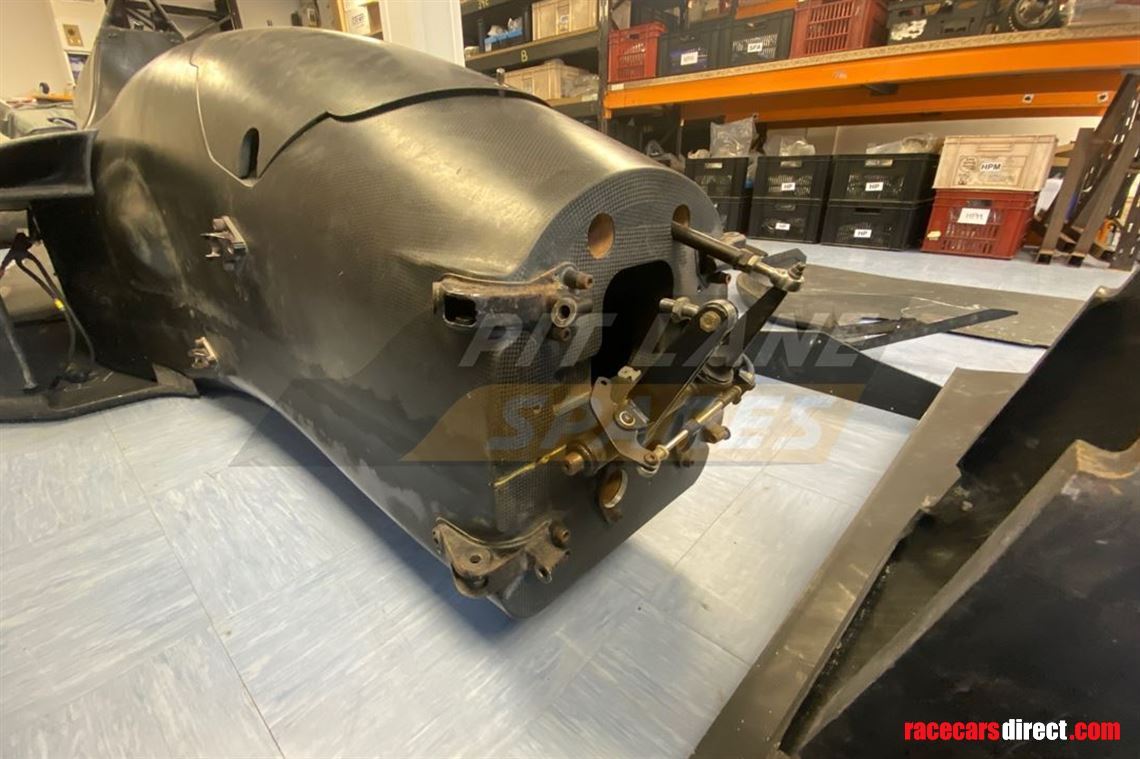 lola-t9150-f3000-chassis-bodywork-new