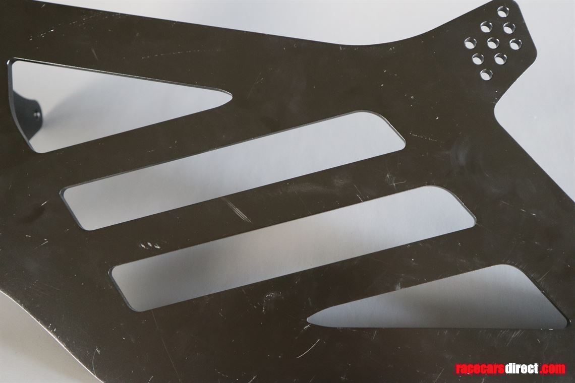 porsche-991-cup-rear-wing-support-left