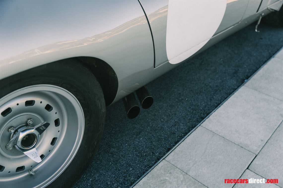 jaguar-e-type-fia-semi-lightweight-coupe