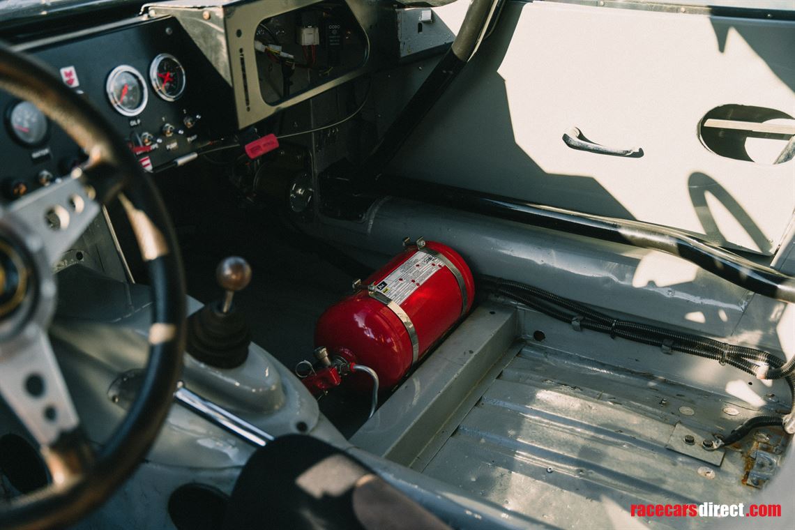 jaguar-e-type-fia-semi-lightweight-coupe