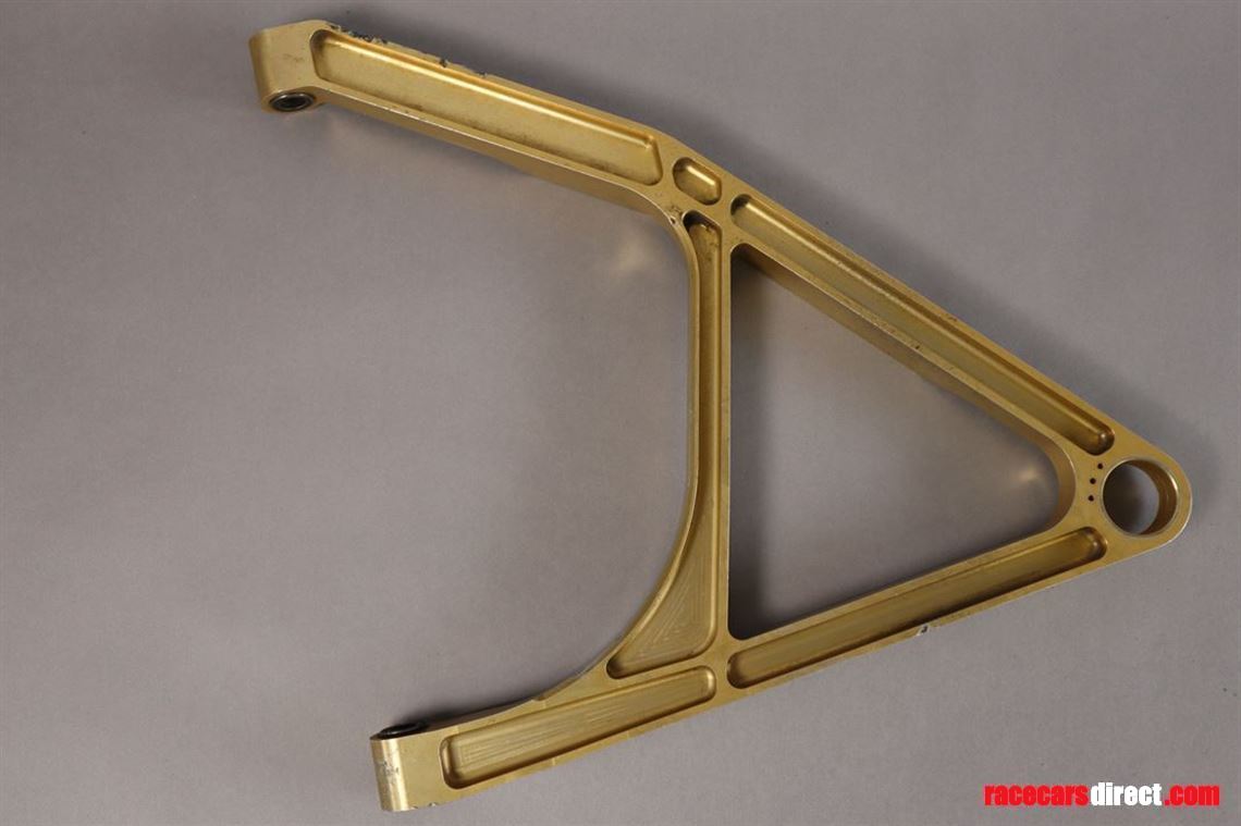 mclaren-f1-gtr-rear-wishbone