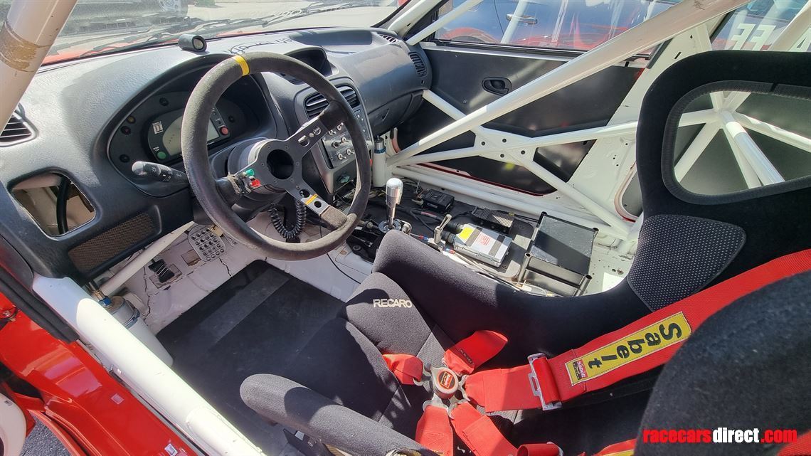 1999-mitsubishi-carisma-gdi-cav-005