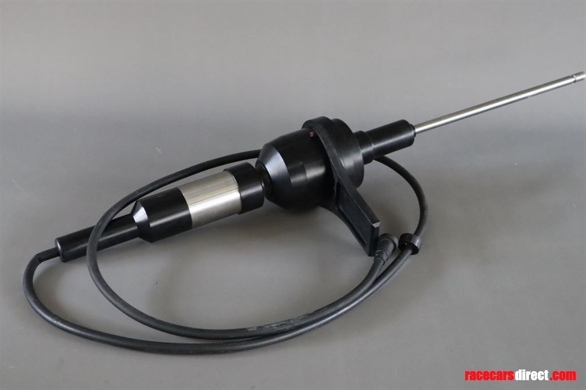 mclaren-mercedes-formula-1-pit-stop-starter-m