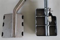 1998-mclaren-mercedes-mp413-formula-1-pedals