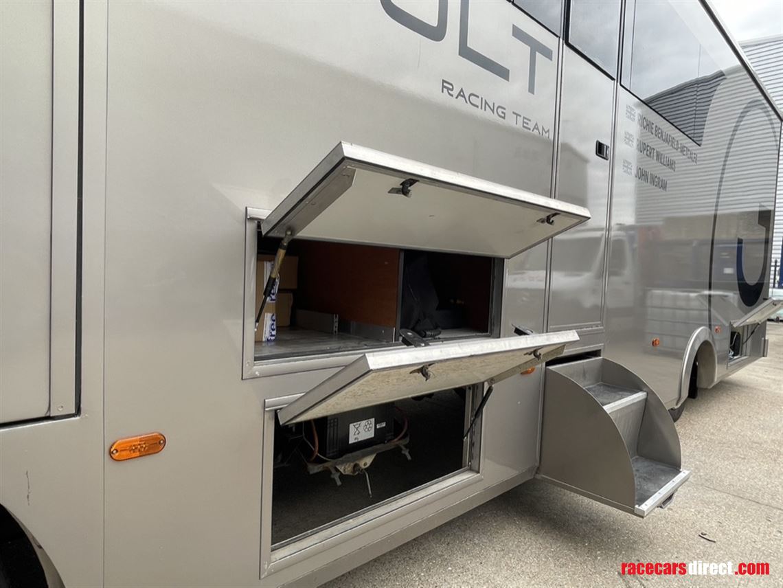 iveco-75t-eurocargo-luxury-race-transport-mot