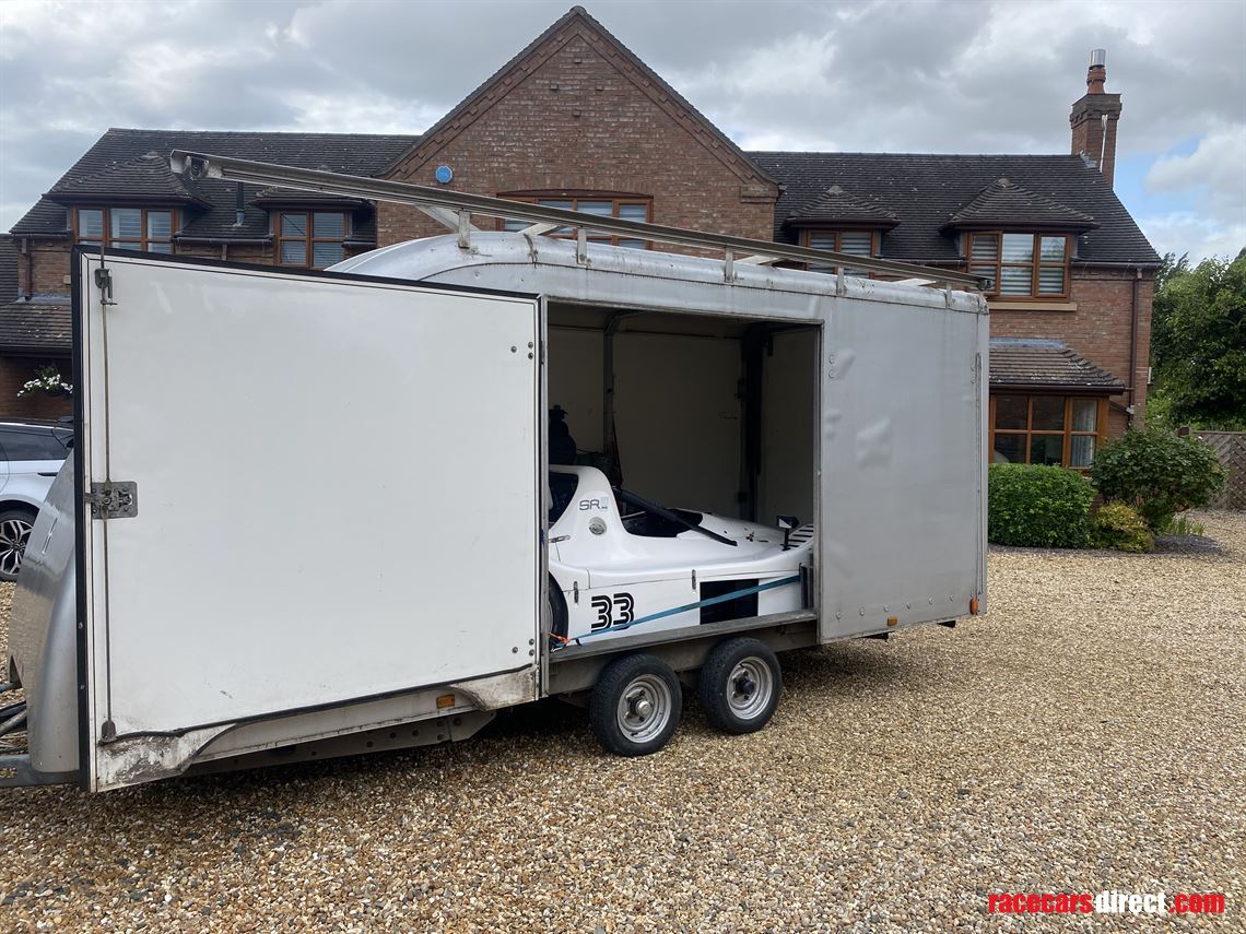 brian-james-car-transporter