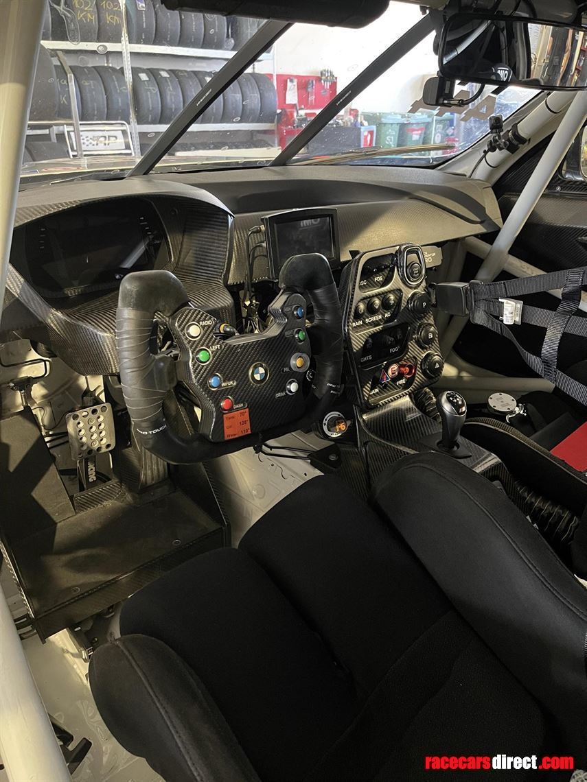 bmw-m4-gt4-evo-with-new-0-km-engine-new-fuel