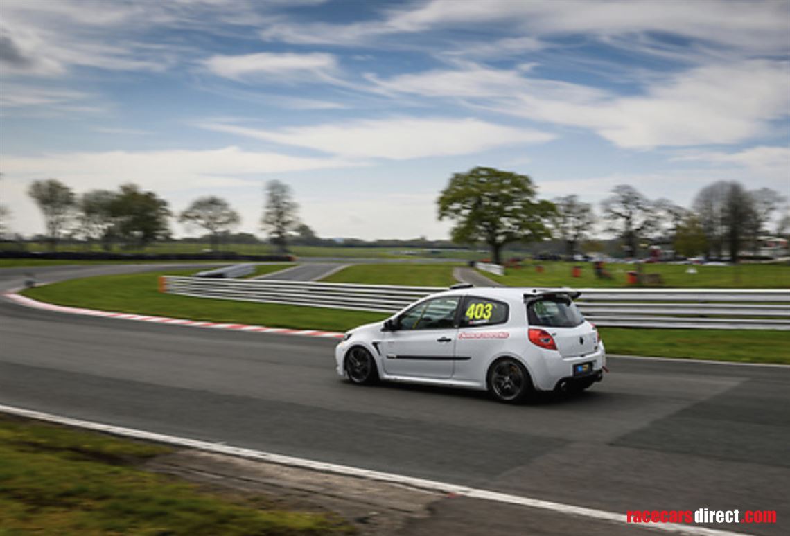 clio-200---ready-to-racetrack---can-be-driven