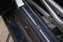 2014-nissan-r35-gt-r-8a01