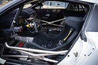 2014-nissan-r35-gt-r-8a01