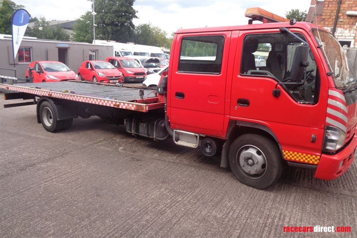 izuzu-nqr70-75-tonne-tilt-and-slide-recovery