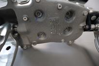 porsche-9912-gt3r-front-and-rear-upright-asse