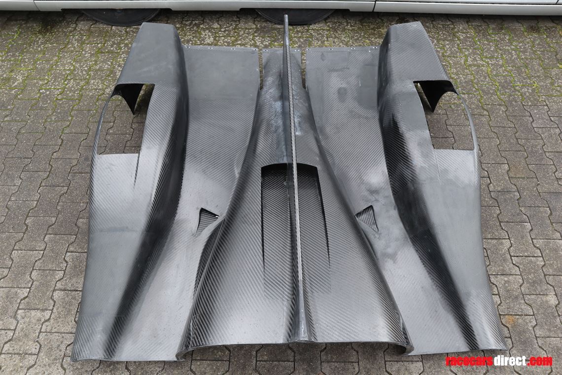 ligier-js-p320-lmp3-rear-bonnet