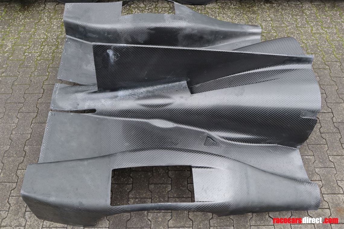 ligier-js-p320-lmp3-rear-bonnet