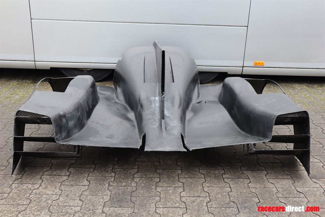 ligier-js-p320-lmp3-rear-bonnet