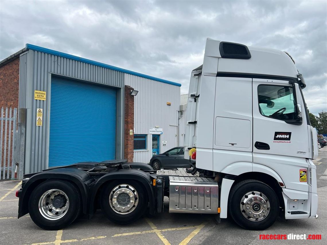 mercedes-actros-2551-giga-space-style-line