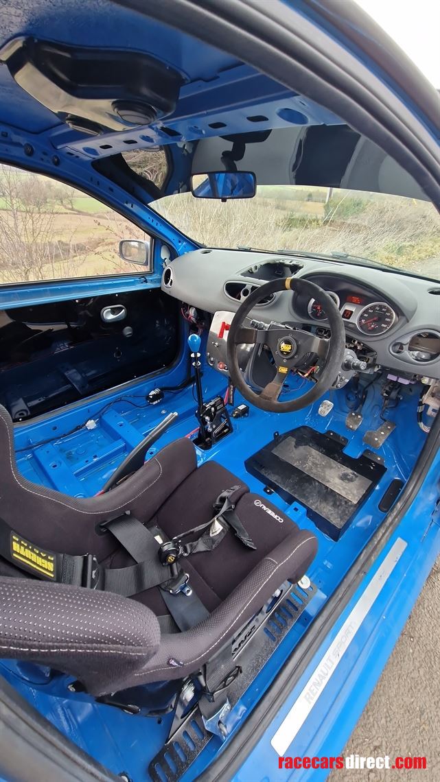 renault-clio-197-track-car