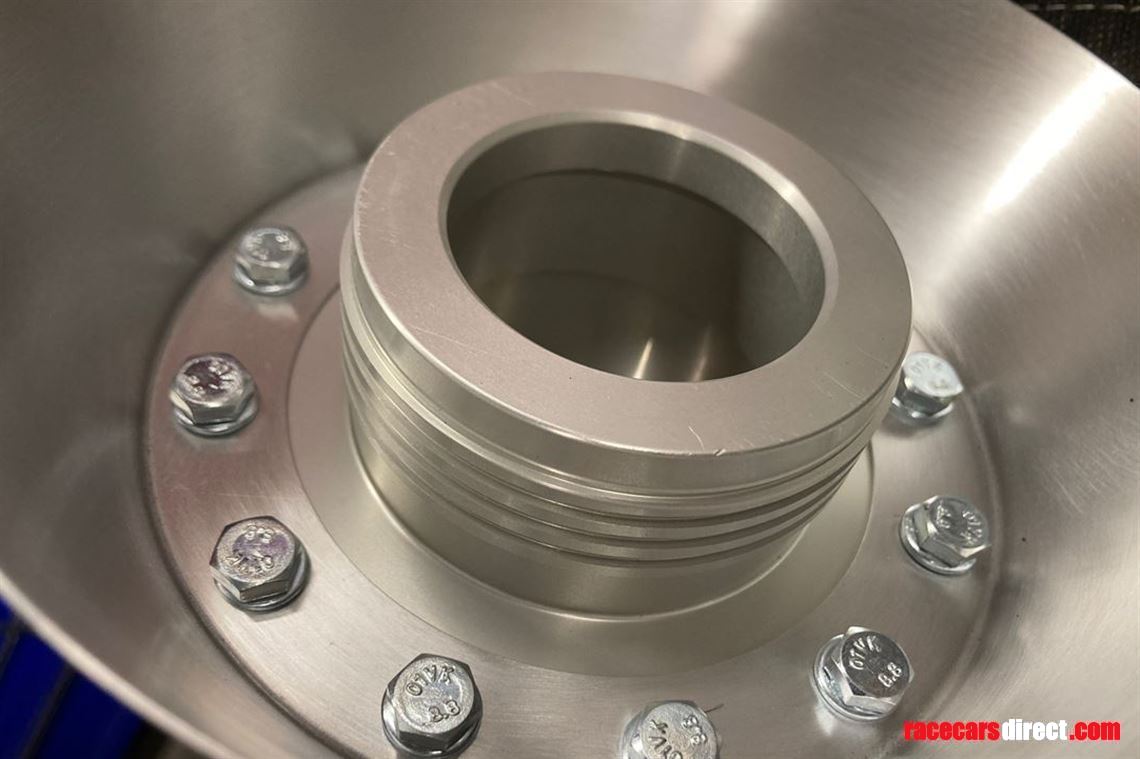 copies-of-the-original-fia-fuel-heads-with-sc