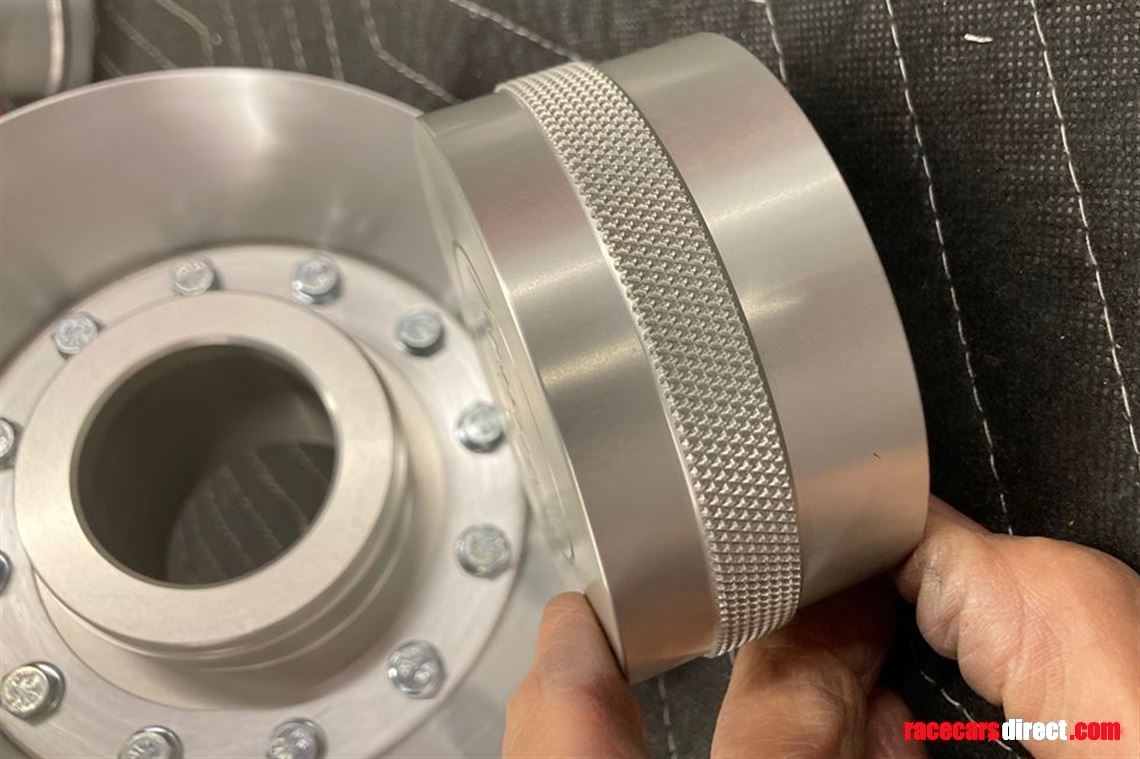 copies-of-the-original-fia-fuel-heads-with-sc