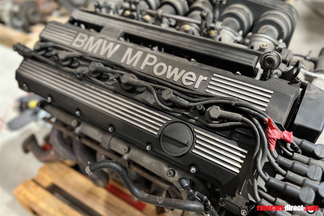 bmw-m5-s38-36l-engine