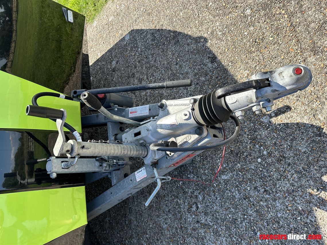 brian-james-t5-race-transporter