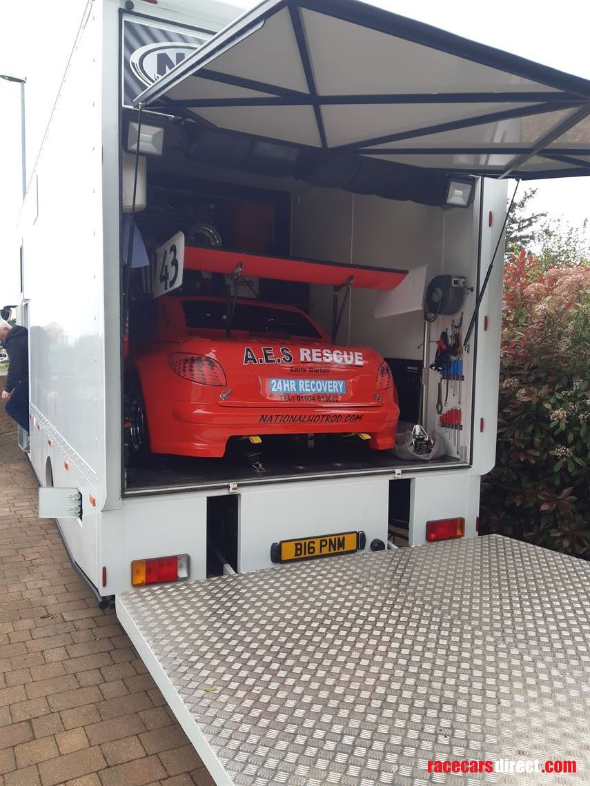 iveco-eurocargo-motorhome-race-car-transporte