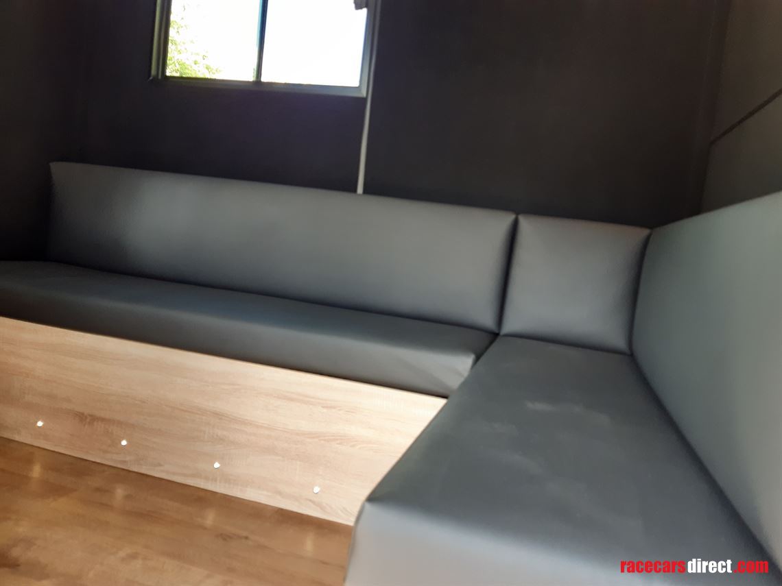 iveco-eurocargo-motorhome-race-car-transporte