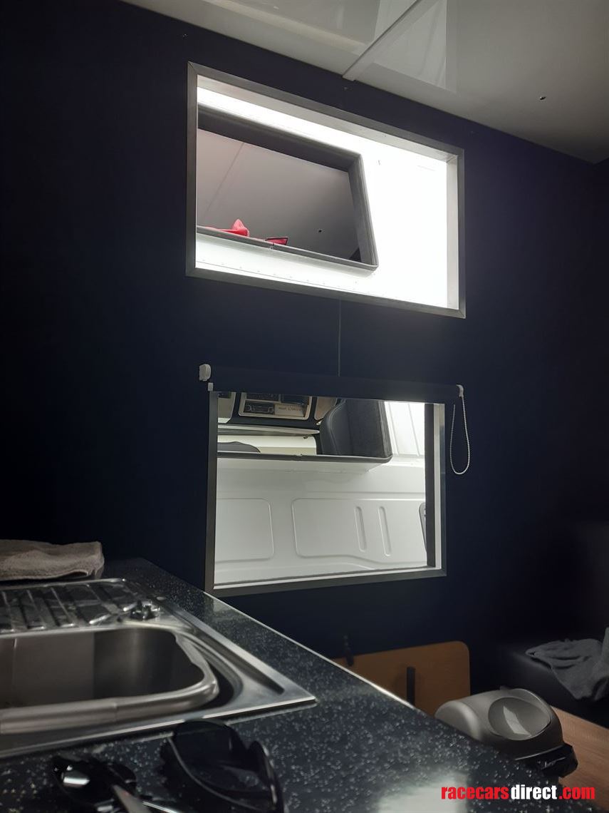 iveco-eurocargo-motorhome-race-car-transporte